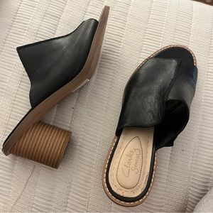 Clarks Glacier mule - great condition!